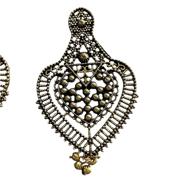 Antique Gold Cutout Metal Drop Earrings - Picture 4 of 6